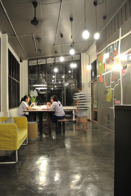 Chiang Mai D Hostel Kültér fotó